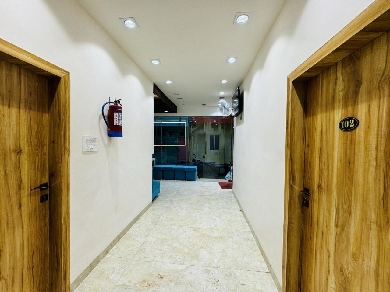 Hotel Shree Mahakal Krapa Ujjain Eksteriør bilde