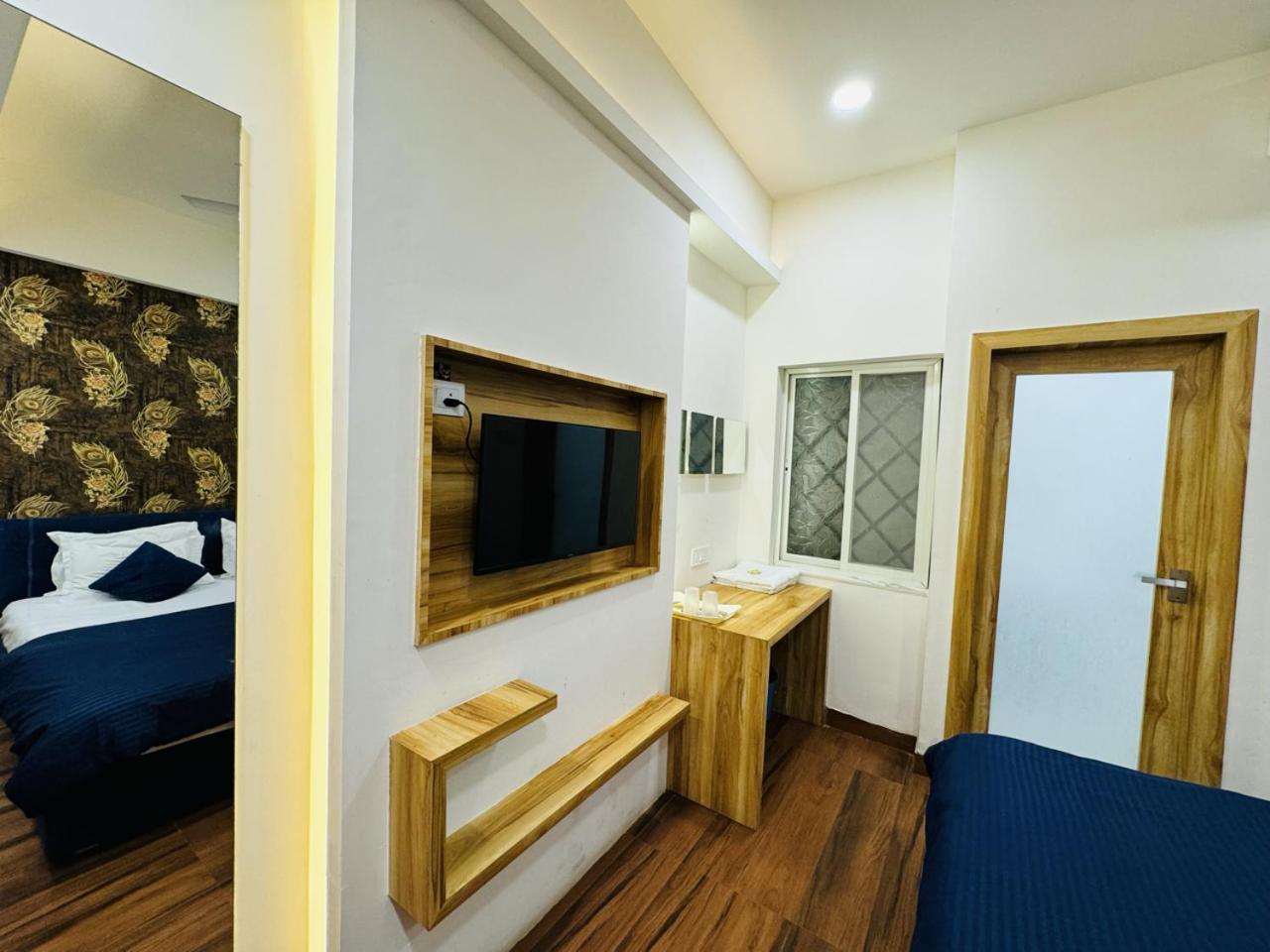 Hotel Shree Mahakal Krapa Ujjain Eksteriør bilde